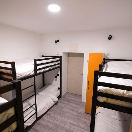 Hostel Evropa Nikšić Zewnętrze zdjęcie